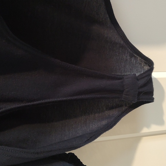 Casual or dress - Picture 3 of 4